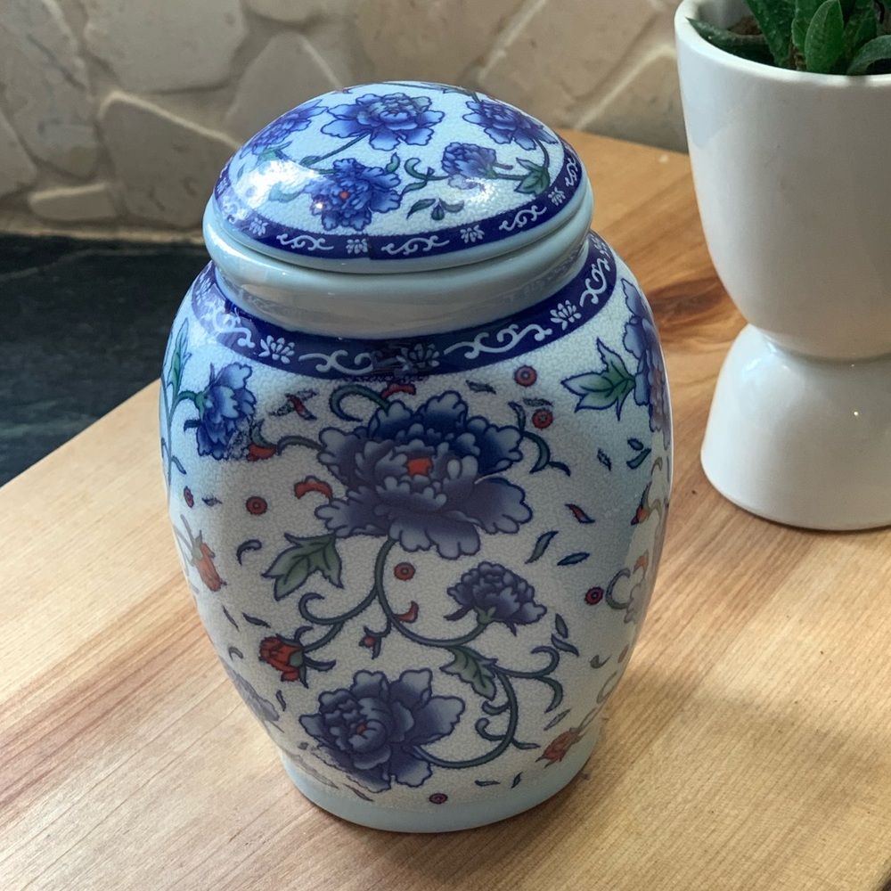 SMALL GINGER JAR | Blue, White and Red Floral Design